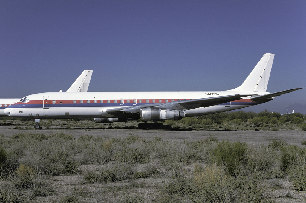 もうすぐ終了9/6までAC Douglas DC-8-30 KLM 1:200 McDonnell Douglas DC-9-30 KLM Mach2 -GP112KLM